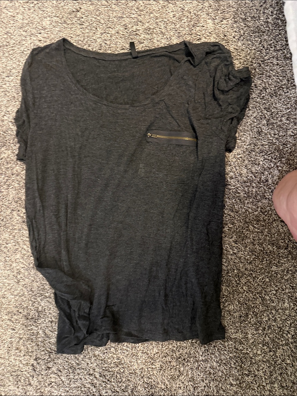 Splash Charcoal Black Short Sleeve Tee with Zip Pocket